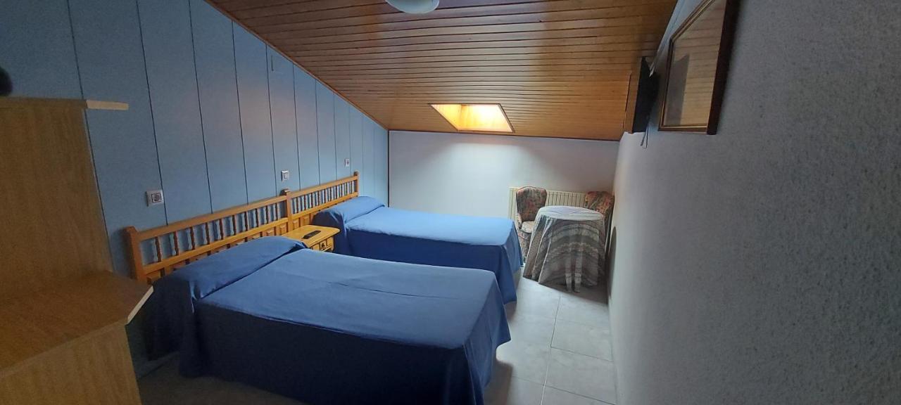 Hostal Del Campo 아리발로 외부 사진